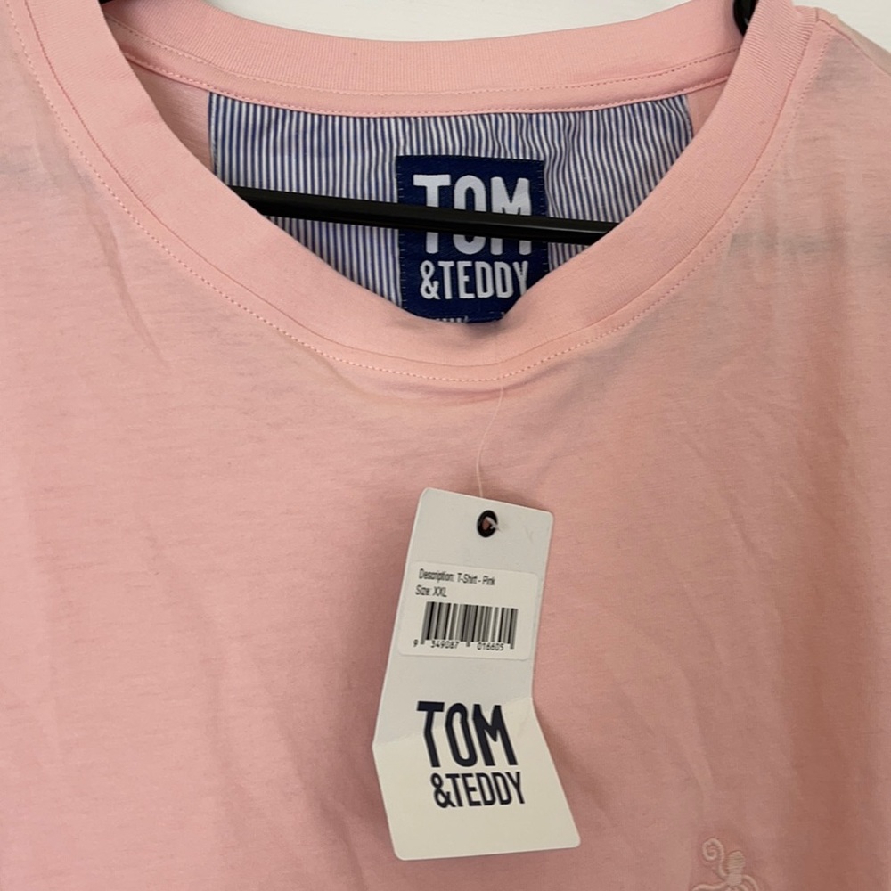 Tom & Teddy men’s pink Tshirt new w/ tags